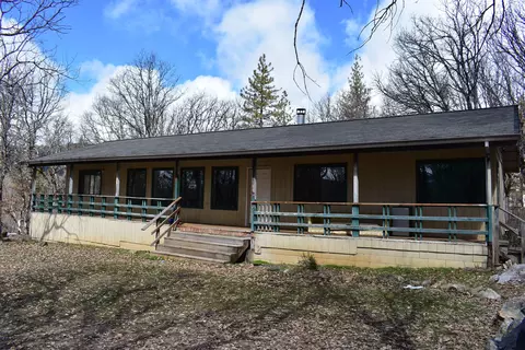 2021 Barker Valley Rd, Hayfork, CA 96041 photo 4