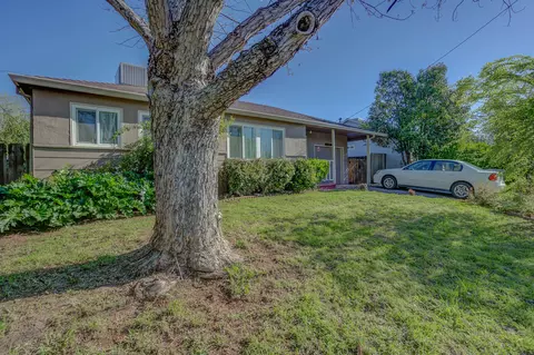 1109 Layton Rd, Redding, CA 96002 photo 1