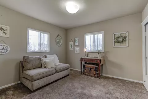 1109 Layton Rd, Redding, CA 96002 photo 11