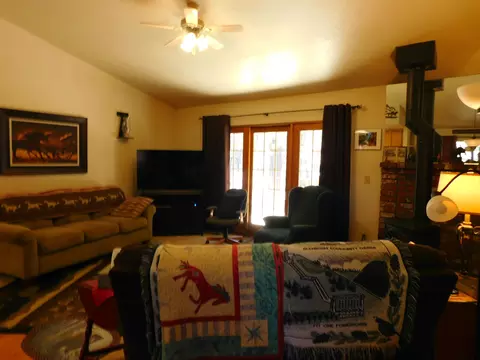 20147 Mowry Ln, Burney, CA 96013 photo 9