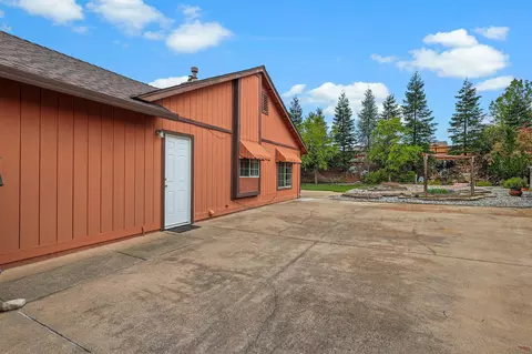 1126 Cobble Creek Ct, Redding, CA 96003 photo 41