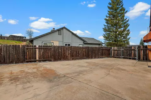1126 Cobble Creek Ct, Redding, CA 96003 photo 42