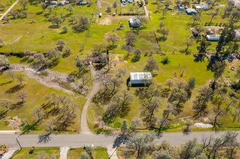 1201 Lema Rd, Redding, CA 96003 photo 4