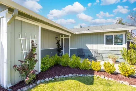 3684 Magnums Way, Redding, CA 96003 photo 17