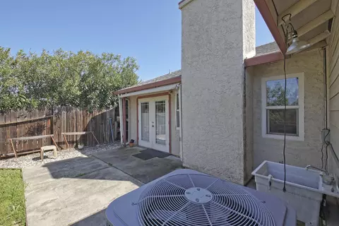 658 Alamine Dr, Redding, CA 96003 photo 33