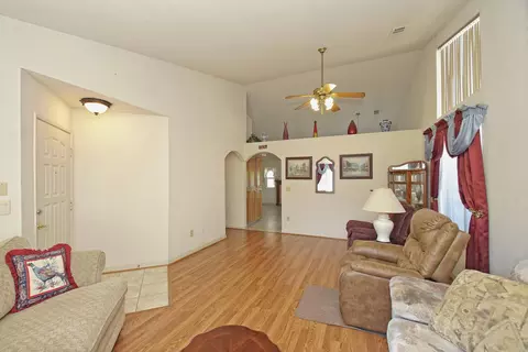 658 Alamine Dr, Redding, CA 96003 photo 8