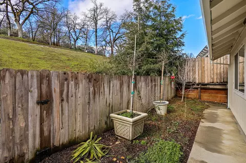 228 Mammoth Path, Redding, CA 96003 photo 37
