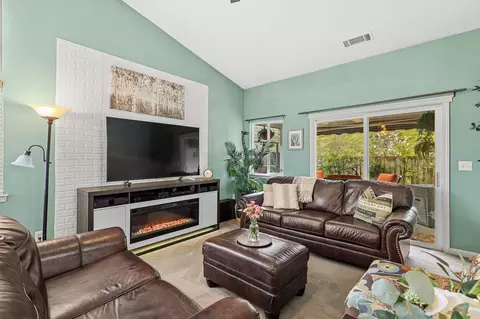 228 Mammoth Path, Redding, CA 96003 photo 8