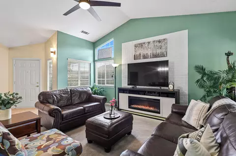 228 Mammoth Path, Redding, CA 96003 photo 7