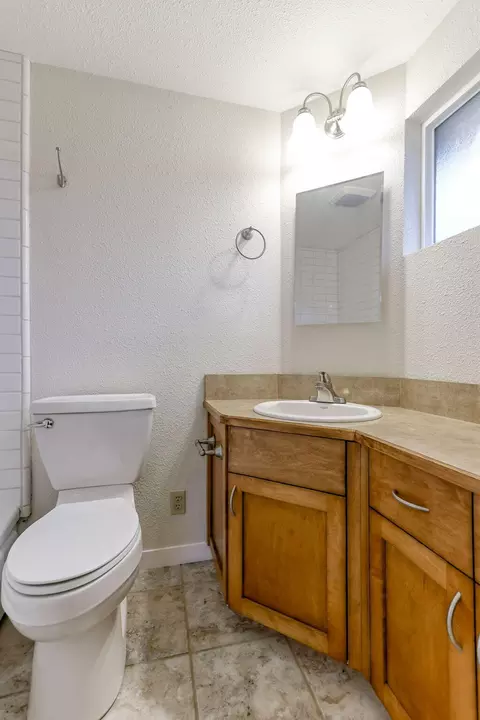 1497 Riviera Dr, Redding, CA 96001 photo 30