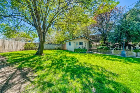 315 Brearcliffe Dr, Red Bluff, CA 96080 photo 18