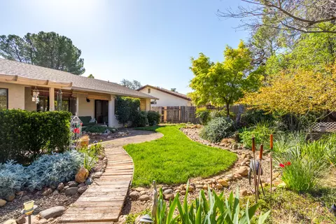 1486 Casa Vereda Way, Redding, CA 96003 photo 23