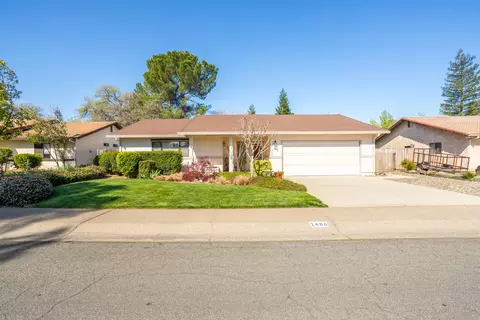 1486 Casa Vereda Way, Redding, CA 96003 photo 5