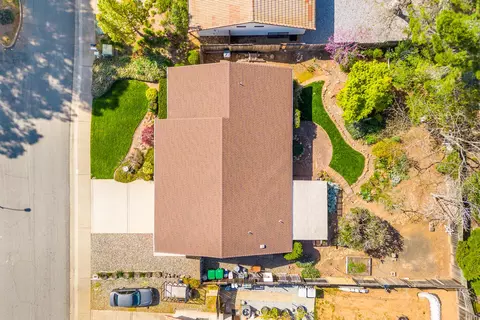 1486 Casa Vereda Way, Redding, CA 96003 photo 6