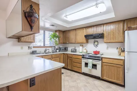 1486 Casa Vereda Way, Redding, CA 96003 photo 10
