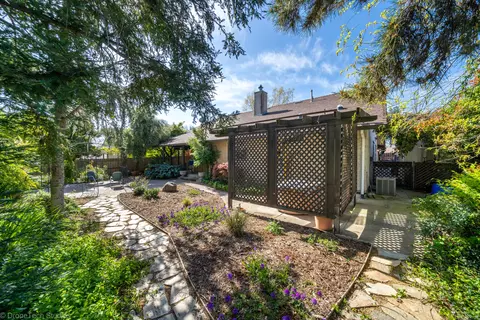 2832 Howard Dr, Redding, CA 96001 photo 40