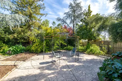 2832 Howard Dr, Redding, CA 96001 photo 36