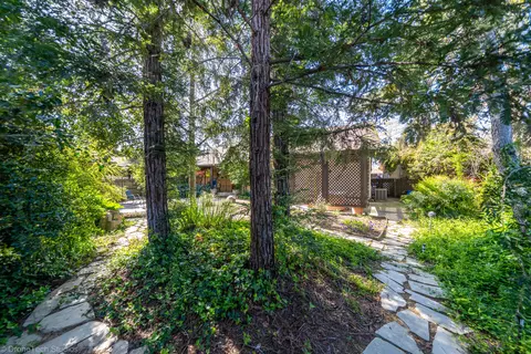 2832 Howard Dr, Redding, CA 96001 photo 42