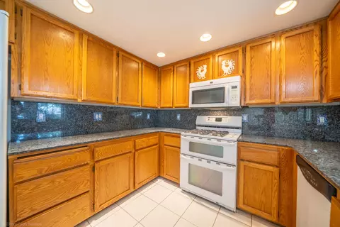 2832 Howard Dr, Redding, CA 96001 photo 17