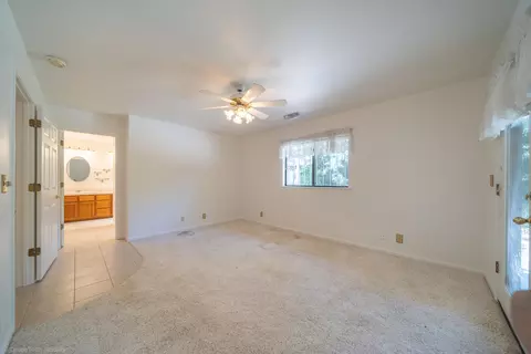 2832 Howard Dr, Redding, CA 96001 photo 21