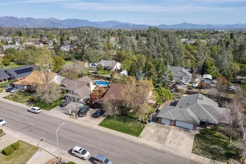 2832 Howard Dr, Redding, CA 96001 photo 44