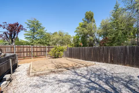2380 El Vista St, Redding, CA 96002 photo 51