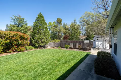 2380 El Vista St, Redding, CA 96002 photo 49