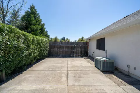 2380 El Vista St, Redding, CA 96002 photo 58