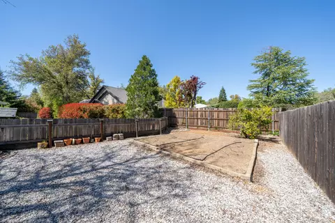 2380 El Vista St, Redding, CA 96002 photo 52