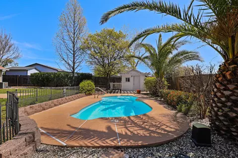 1905 Juarez Ln, Redding, CA 96003 photo 21