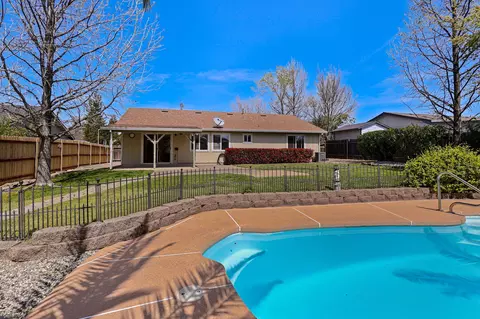 1905 Juarez Ln, Redding, CA 96003 photo 23