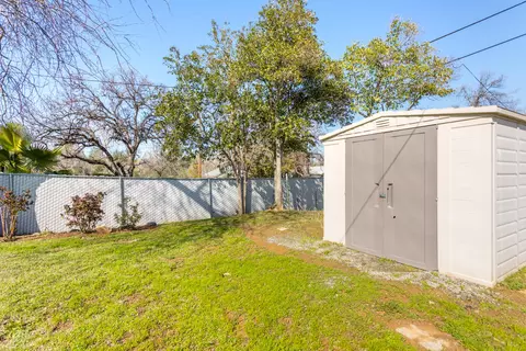 1525 Mesa St, Redding, CA 96001 photo 23