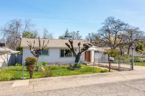1525 Mesa St, Redding, CA 96001 photo 28