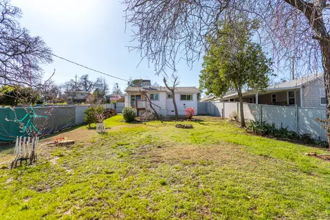 1525 Mesa St, Redding, CA 96001 photo 21