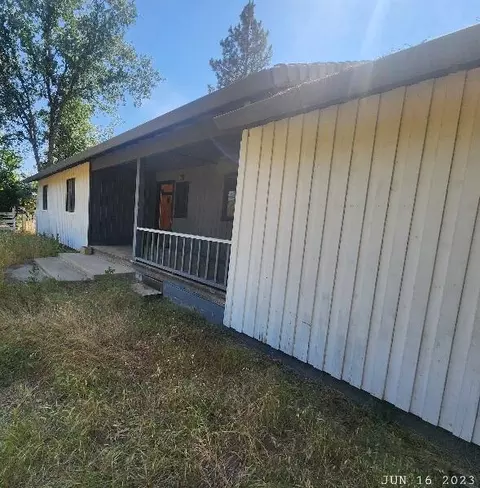 29652 Ca-299, Round Mountain, CA 96084 photo 2