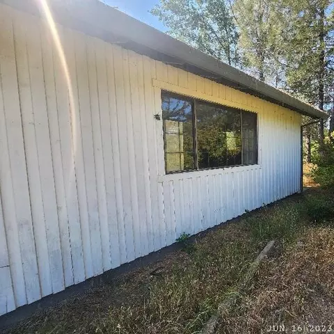 29652 Ca-299, Round Mountain, CA 96084 photo 9