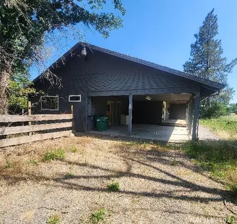 29652 Ca-299, Round Mountain, CA 96084