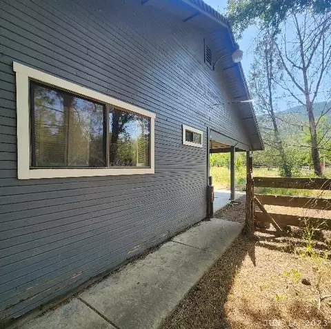 29652 Ca-299, Round Mountain, CA 96084 photo 8