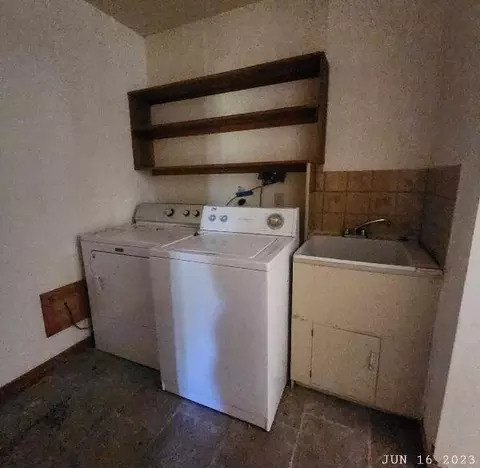 29652 Ca-299, Round Mountain, CA 96084 photo 23