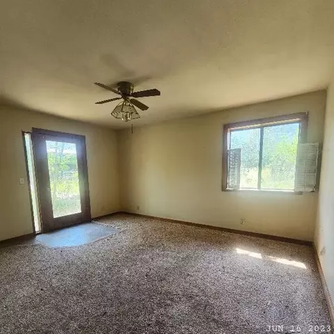 29652 Ca-299, Round Mountain, CA 96084 photo 13