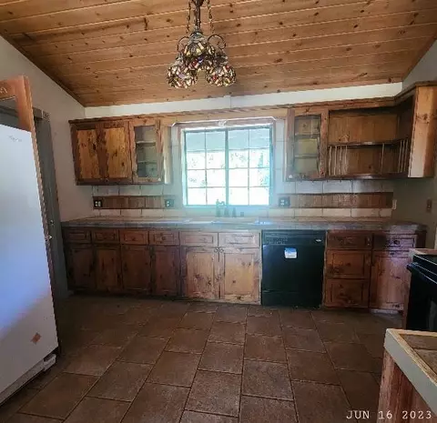 29652 Ca-299, Round Mountain, CA 96084 photo 33