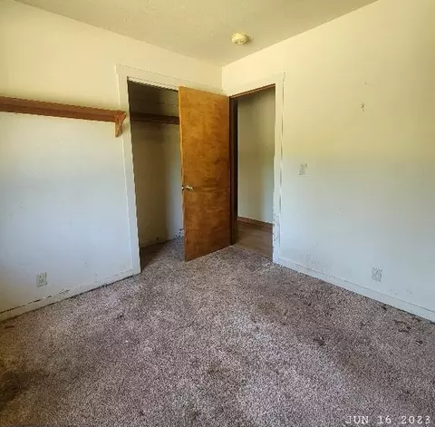 29652 Ca-299, Round Mountain, CA 96084 photo 10