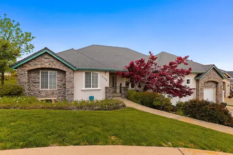 3196 Colombard, Redding, CA 96001 photo 7