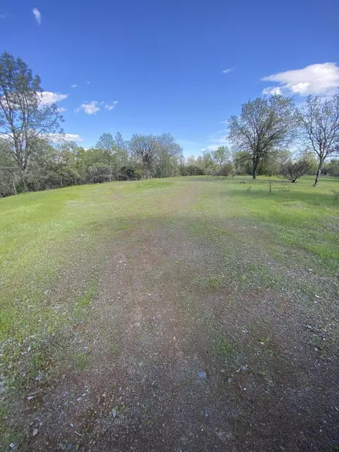 13211 Intermountain Rd, Redding, CA 96003 photo 2