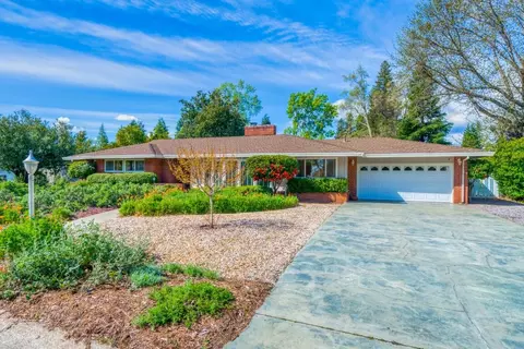 830 Hallmark Dr, Redding, CA 96001 photo 3