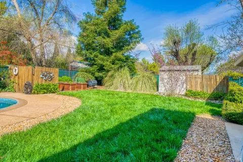 830 Hallmark Dr, Redding, CA 96001 photo 36