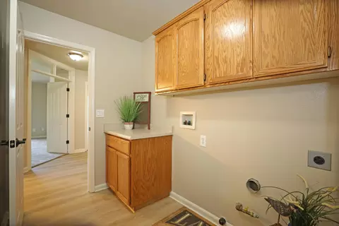 3395 Meridian Dr, Redding, CA 96002 photo 7