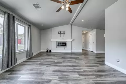 3508 Americana Way, Redding, CA 96003 photo 5