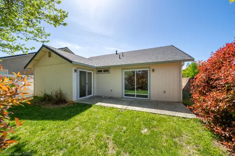 505 Yolla Bolly Trl, Redding, CA 96003 photo 29