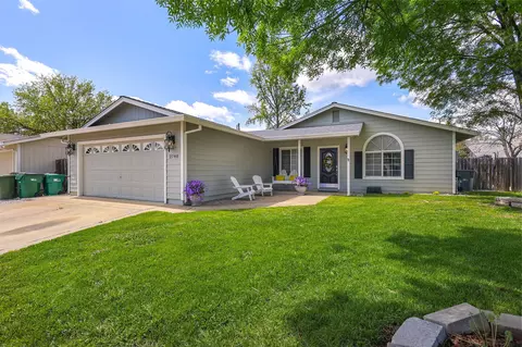 2740 Cobblestone Loop, Anderson, CA 96007
